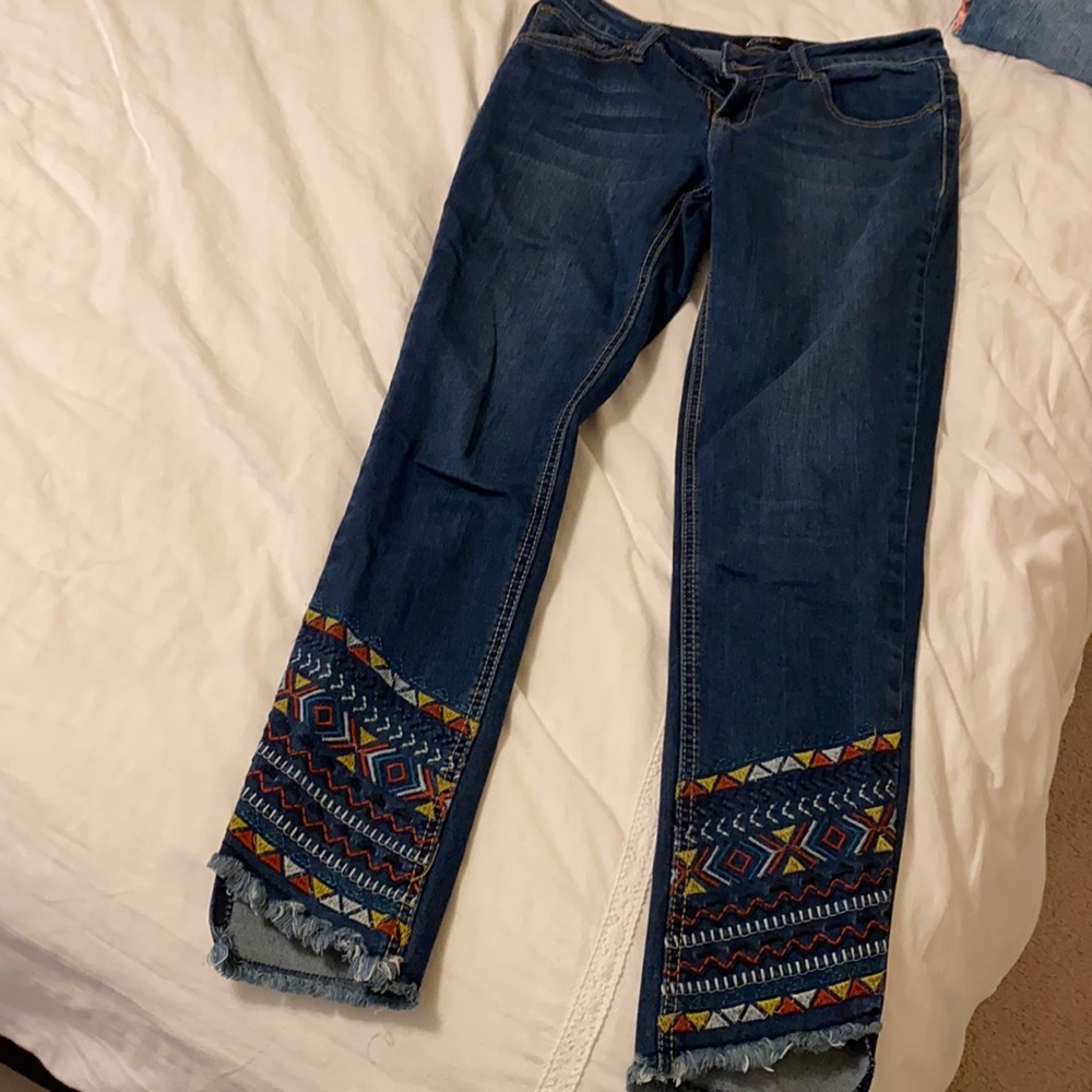 dark blue jeans with embroidery!